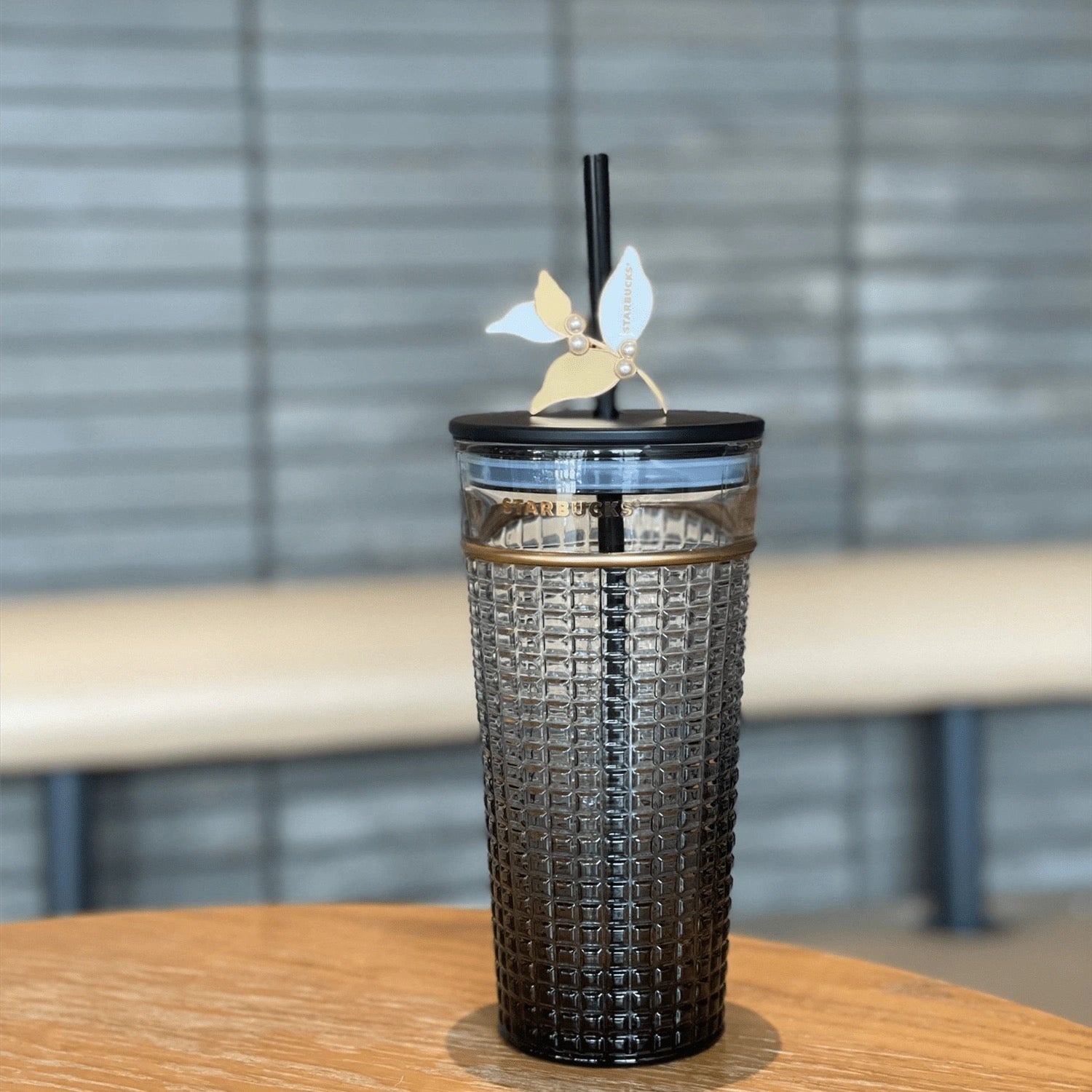 Black/White Glass Starbucks Cup for Glass Smoking Water Pipe - China Starbucks  Cup and Starbucks Coffee Cup price