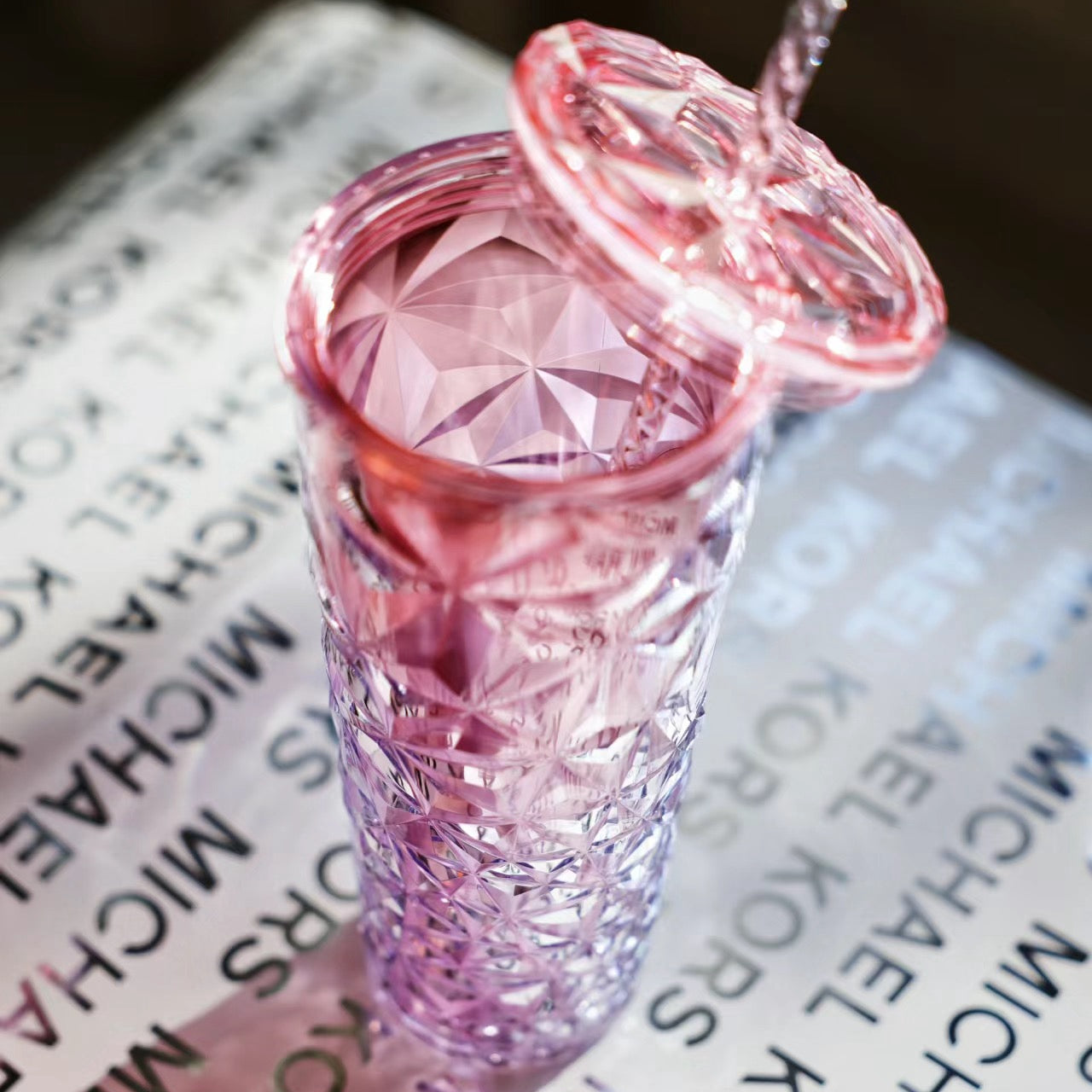 24oz China Red Gradient Prism Cup